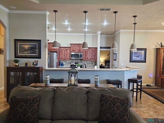 Foto del edificio - 2216 Briggs Ave