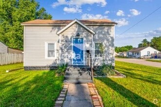 Building Photo - 1501 S Pattie St