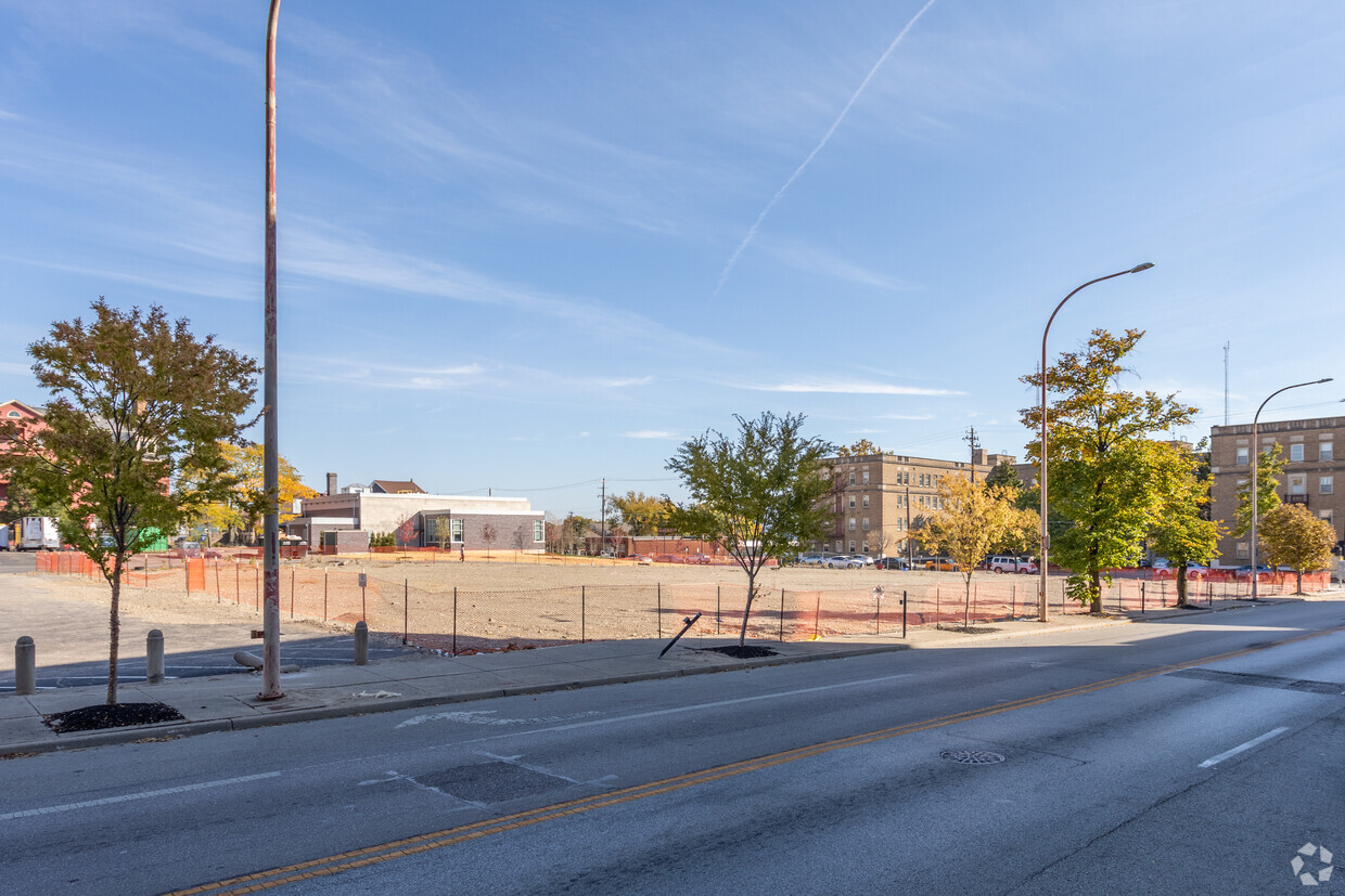 Construction Photo 10/2022 - Paramount Launch