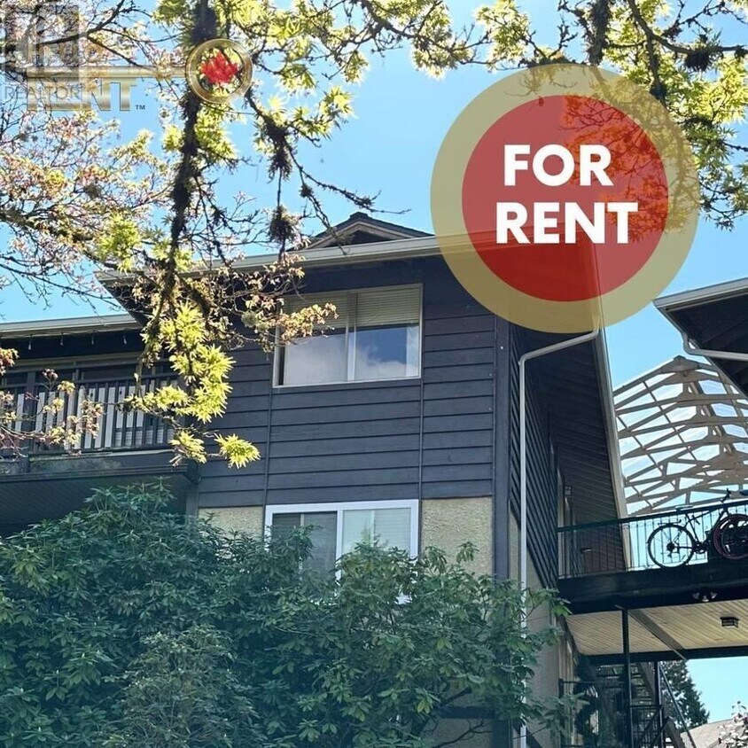 Photo principale - 555-555 28th St W