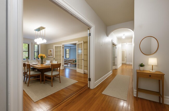 Building Photo - 131 Kensington Ave