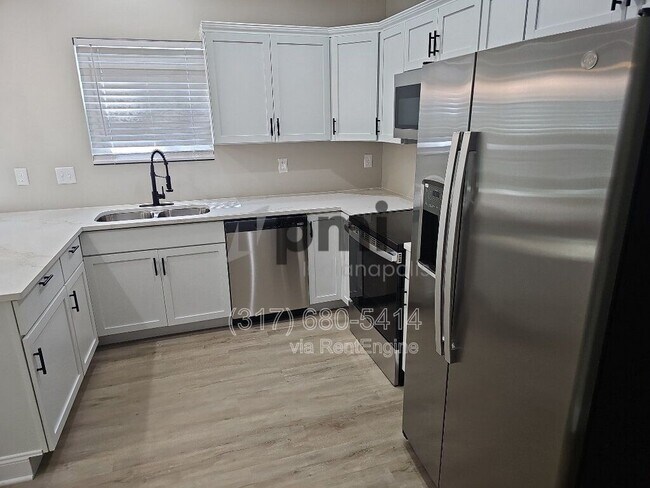 Foto del edificio - 640 N Parker Ave