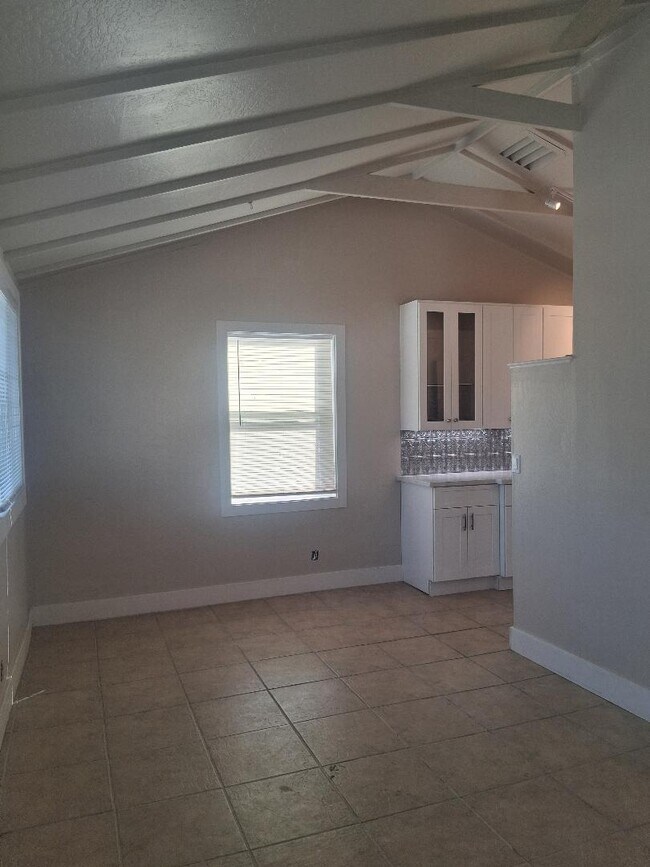 Foto del edificio - 1317 Chanticleer Ave