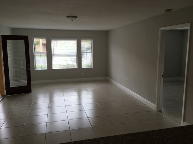 Building Photo - 10440 SW 156th Ct