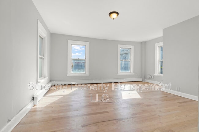 Building Photo - 93 N Broadway