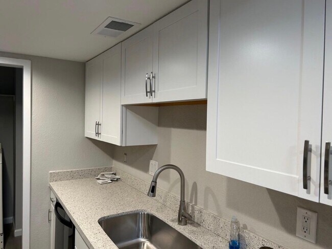 Foto del edificio - 5964 W Augusta Ave