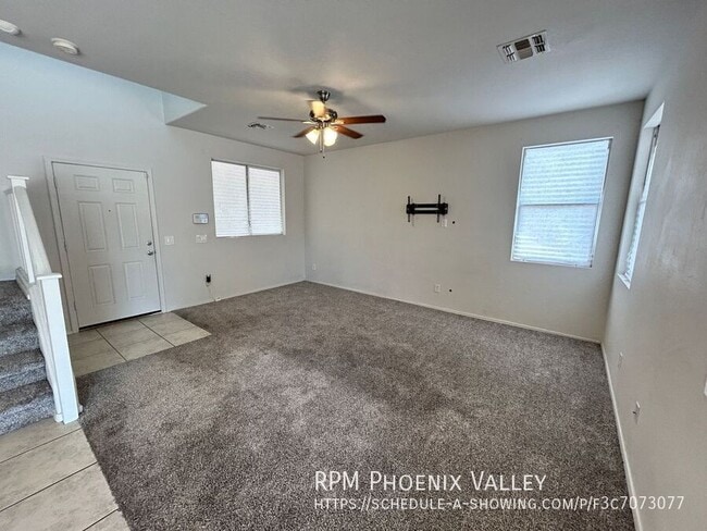 Foto del edificio - 3489 S 162nd Ln
