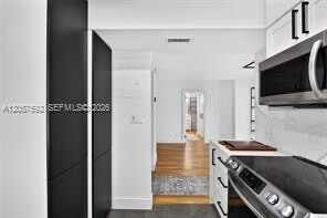 Photo - 3301 N Country Club Dr - 3301 N Country Club Dr #101 Apartment
