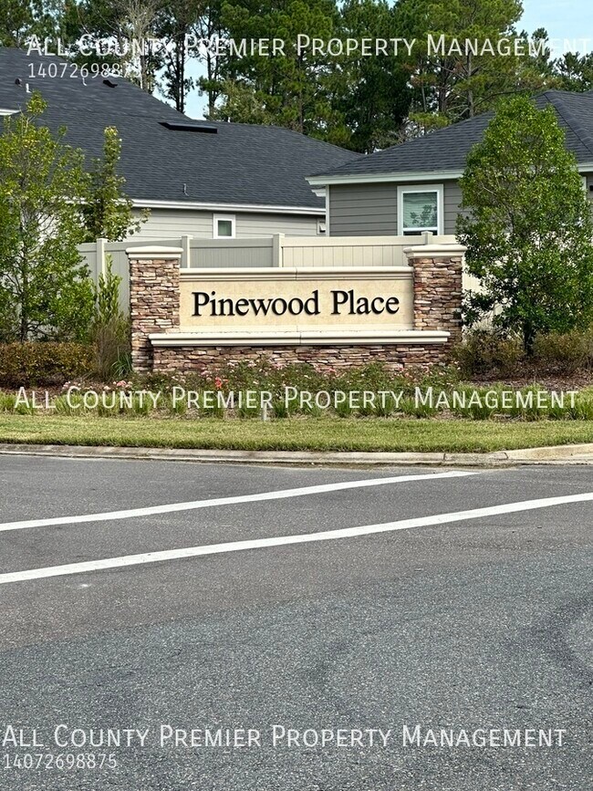 Foto del edificio - Nice 4 Bedroom 2.5 Bath House! Pinewood Pl...