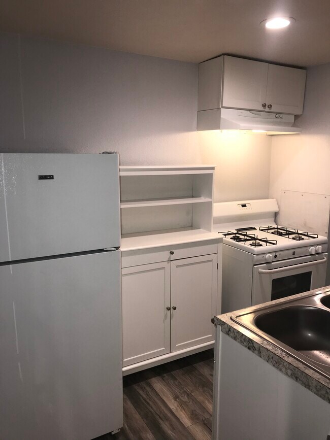 Foto del edificio - 2225 Dwight Way