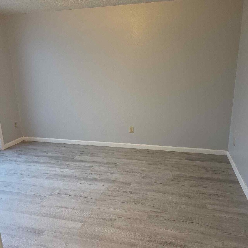 Foto del edificio - 501 Kennon Ln