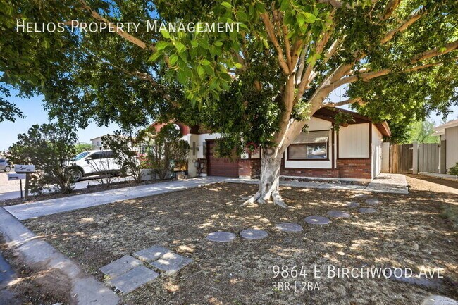 Foto del edificio - 9864 E Birchwood Ave