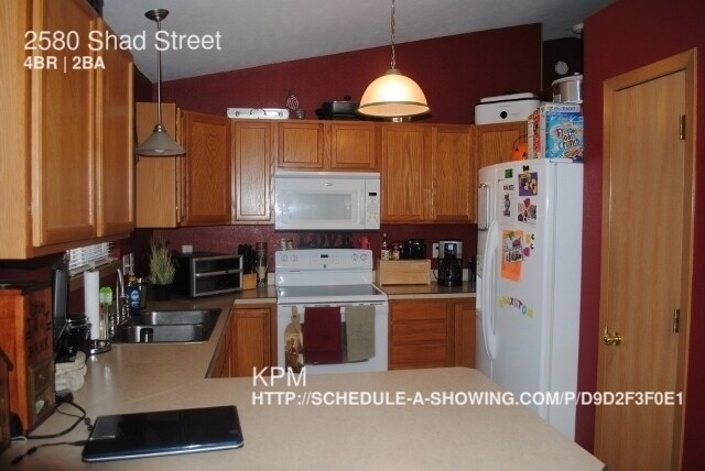 Building Photo - 2580 Shad St