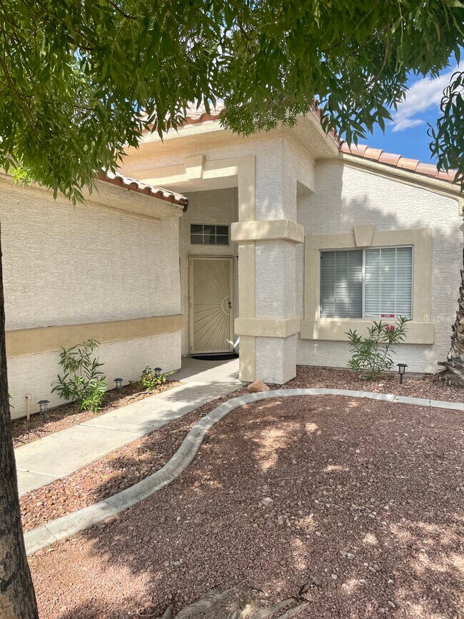 Building Photo - 3700 Warmbreeze Way