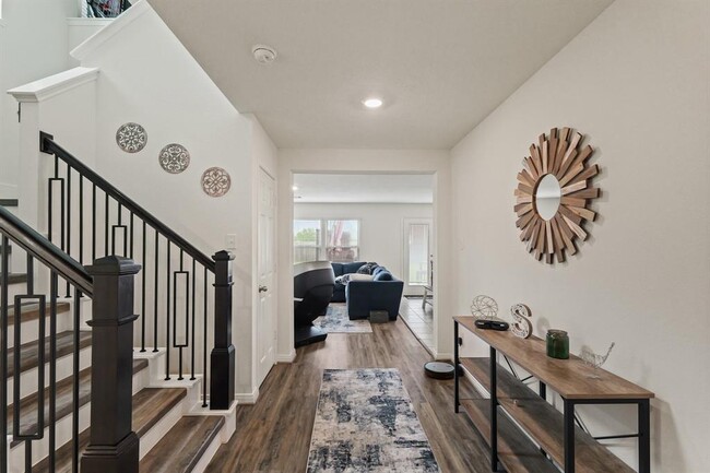 Foto del edificio - 4826 Hickory Deer Ln