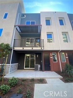 Building Photo - 177 Steely