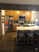 Building Photo - 102 Salt Lick Cir
