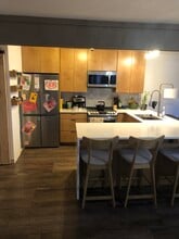 Building Photo - 102 Salt Lick Cir