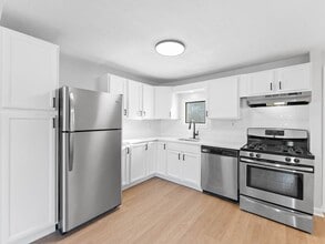 Building Photo - 12 Rockland Terrace