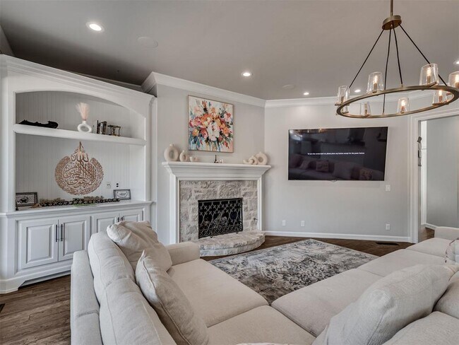 Building Photo - 18601 Wolf Creek Dr