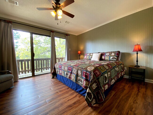 Dormitorio principal - 601 Dave Creek Pky