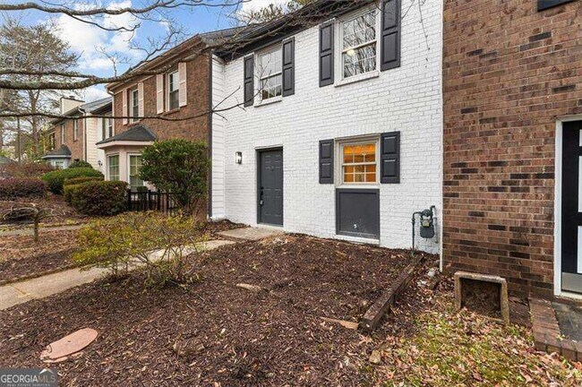 Building Photo - 1777 Twin Brooks Dr SE