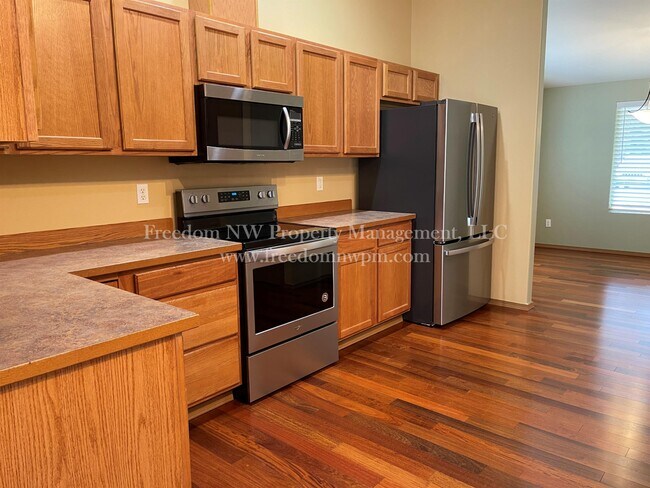Building Photo - 117 Timberline Ln