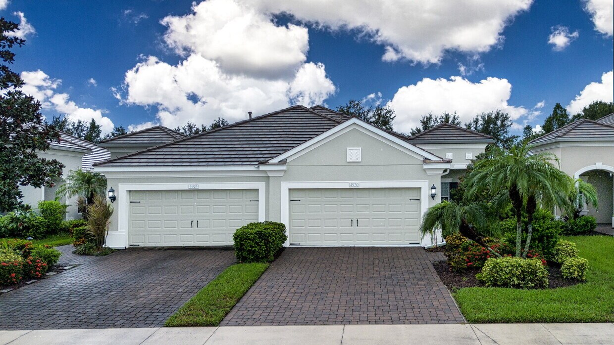 Photo - 4920 Maymont Park Circle – Fully Furnished Villa in Fairfield, Bradenton