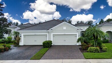 Building Photo - 4920 Maymont Park Cir