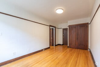 Building Photo - Dundonald Arms