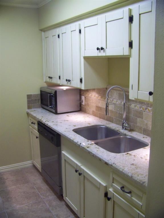 Foto del edificio - 5853 Inwood Dr