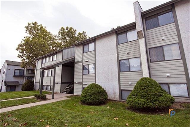 Building Photo - 14010 W 63rd Ter