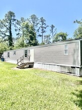 Building Photo - 1090 Clark Rd