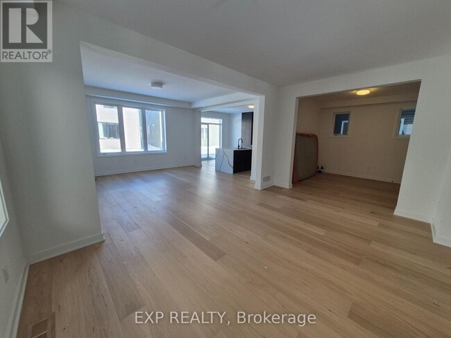 Photo du bâtiment - 805 Pearly Everlasting Crois.