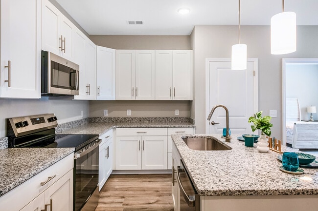 Building Photo - Emerson Point