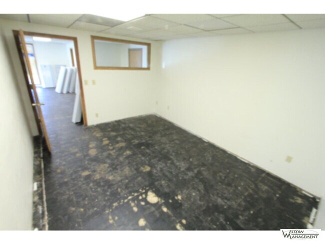 Building Photo - 710 Grand Ave