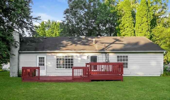 Building Photo - 83 N Wagon Rd