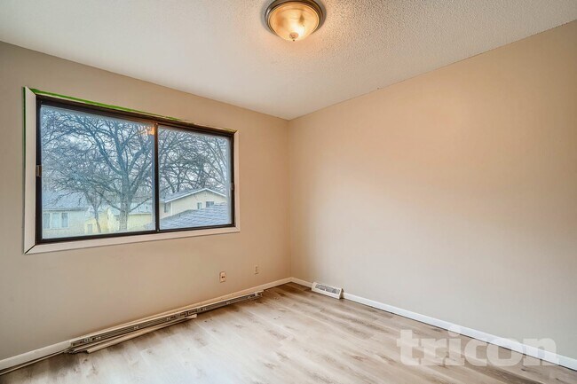 Building Photo - 10810 Linwood Forest Dr