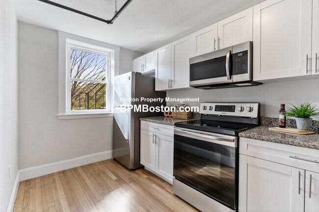 Foto del edificio - 56 Butler Rd