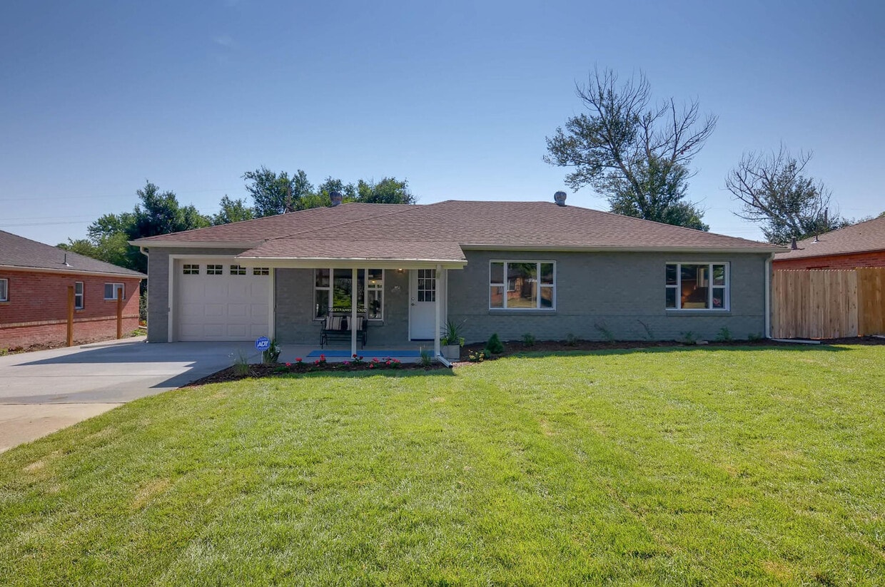 Primary Photo - FANTASTIC Bungalow Style Ranch Home