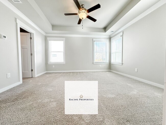 Foto del edificio - Charming Townhouse in Greer, SC