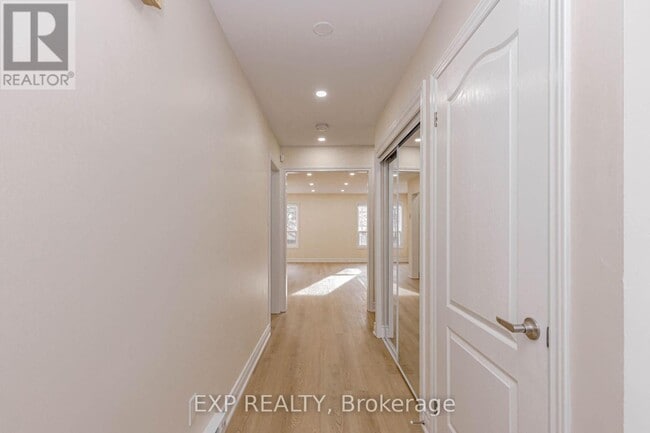 Photo du bâtiment - 2289 Munn's Ave