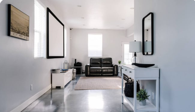 Building Photo - 858 S Edison St