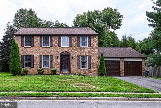 Building Photo - 3381 Monarch Ln