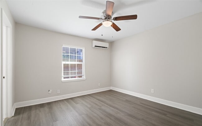 Building Photo - 6810 Del Rio St