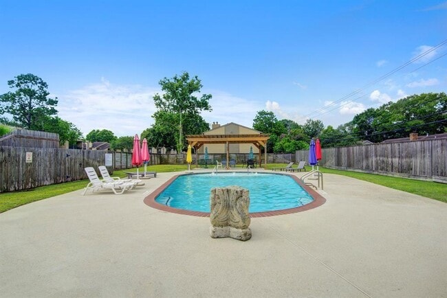 Building Photo - 2833 Seaside Drive Private