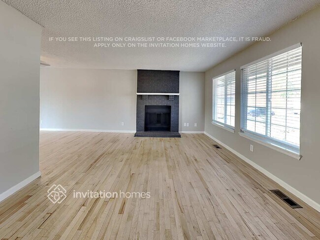 Building Photo - 4255 S Naples Way