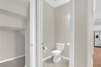 Building Photo - 11884 Boxelder Way