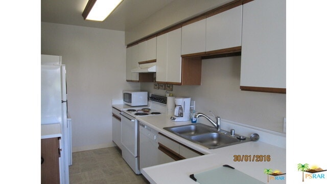 Foto del edificio - 1150 E Amado Rd