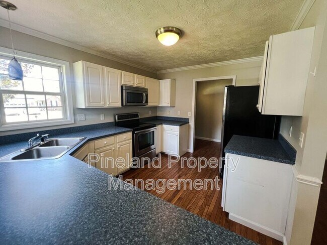 Foto del edificio - 7228 Beaver Run Dr